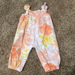 EUC Carter’s romper